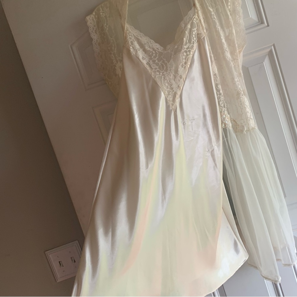 Ivory Val mode lingerie - Picture 3 of 4